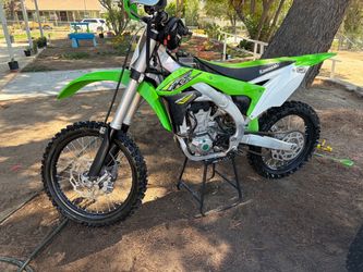 Kawasaki KX450 Dirt Bike