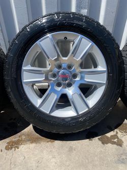 (4) GMC 20 inch (Factory OEM) 6 lug wheel & Tires - GREAT CONDITION