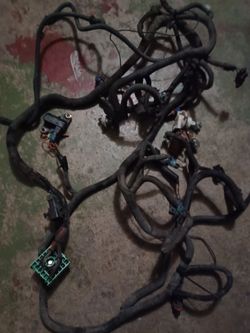 2002  Tahoe Front  Forward  wire  Harness  Lights  etc