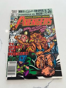 Avengers #216 Vol. 1 1982 Marvel Comics Newsstand VF/NM Comic Book