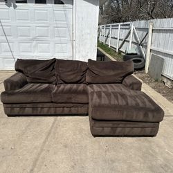 FREE DELIVERY 🚚  Ashley furniture, brown, Couch, sofa, sectional fabric