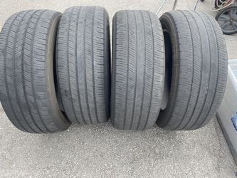 Michelin Tires           Size 215/55R/17