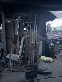 Weight lifting equipment