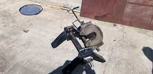 Fifth wheel for truck"
