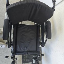 Drive Medical Lynx Ultra Lightweight Wheelchair
