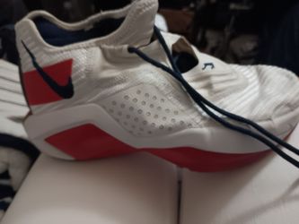 Nike LeBron Soldier 14