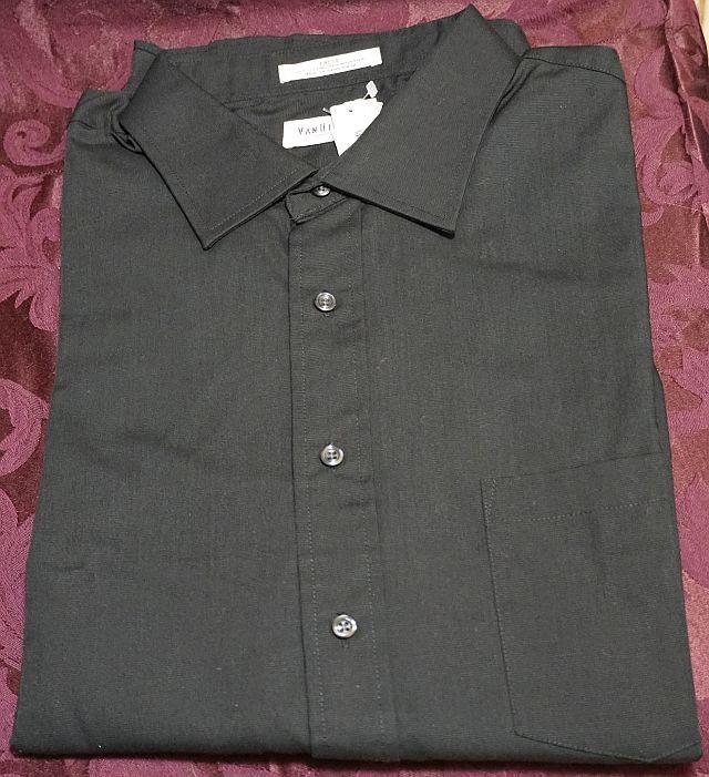 New Men’s Dress Shirt (B)