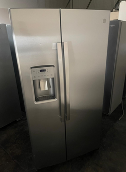 GE Side‑by‑Side Fridge – Stainless, Ice & Water Dispenser