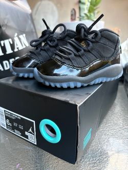 Baby shoes