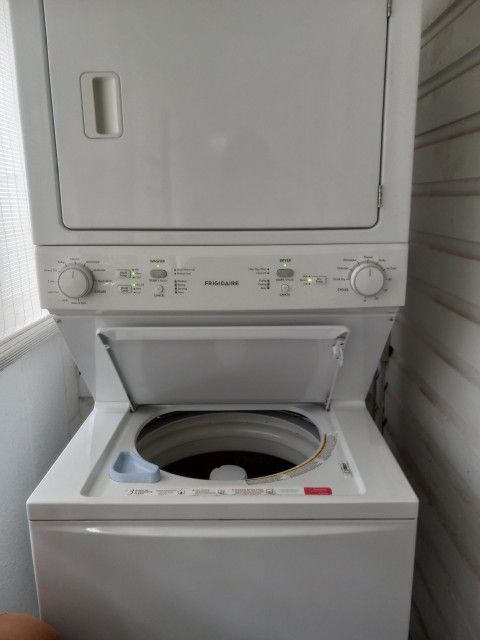 Frigidaire Washer/Dryer Combo