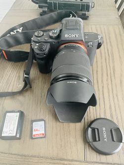 Caméra Sony + accessories + 2 bags ( bought in June 2025 )
