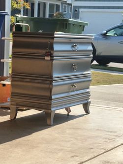 Nightstand / Chest Drawer