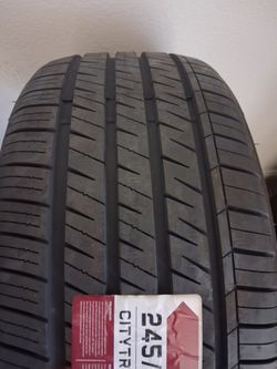 245/45ZR17 LandspiderTires