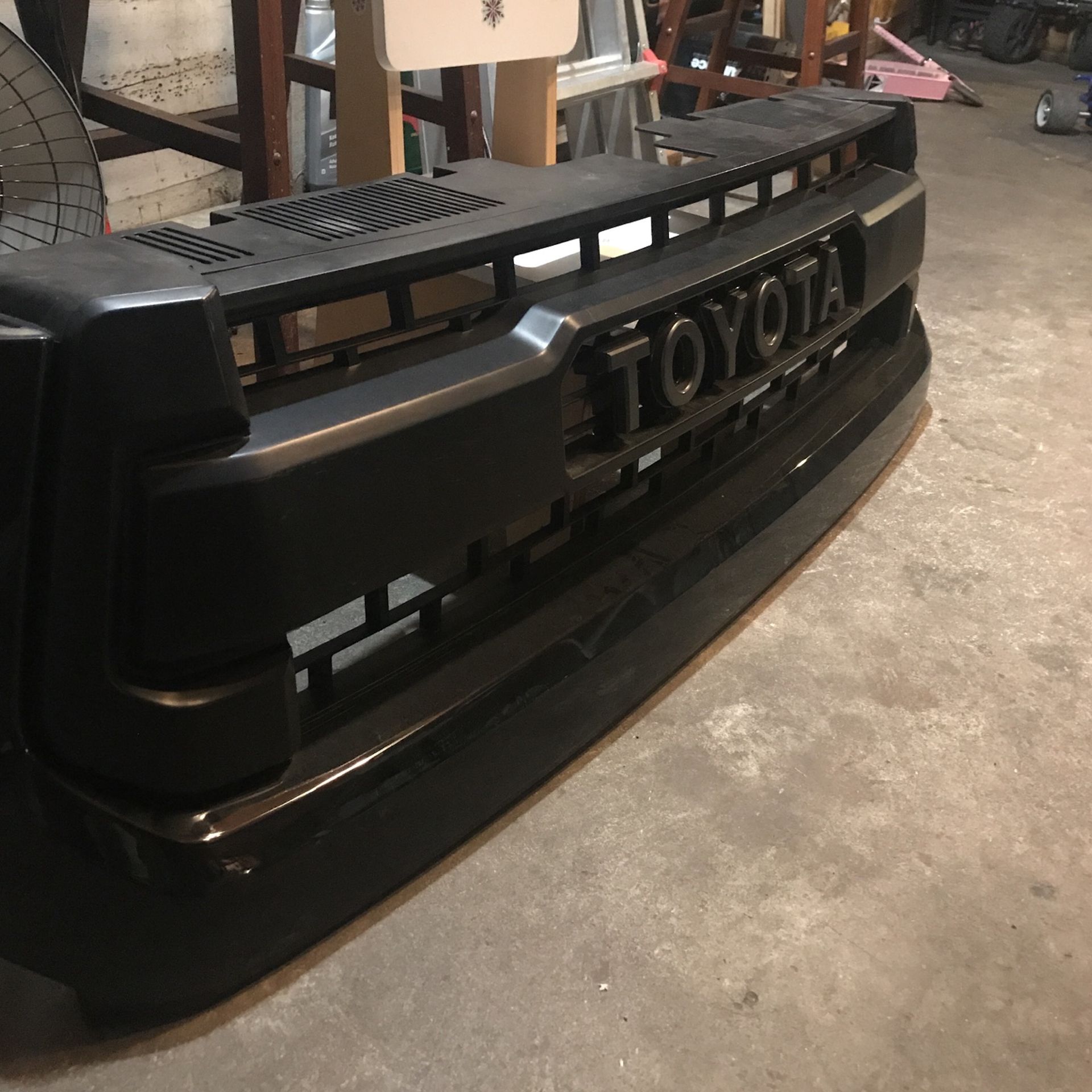 2014 Toyota Tundra TRD PRO Grill