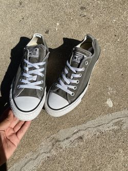 women’s grey converse size 7W