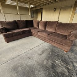 2 Piece Sectional