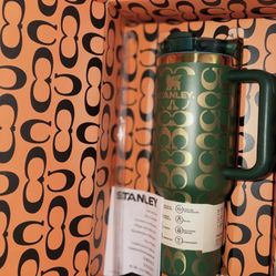 Stanley Gift Cups 