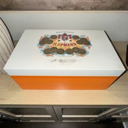 H. Upmann Humidor