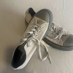 Converse Light/Gray Sneakers
