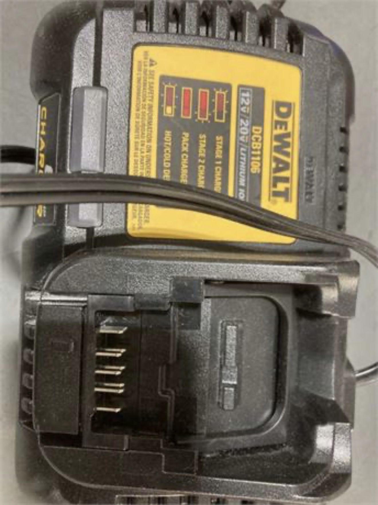 Dewalt Battery Charger (NEW)