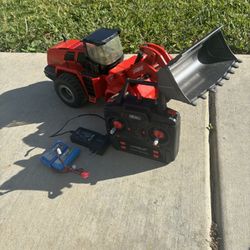 Laegendary BUCKSTER 1:14 Scale RC Front Loader