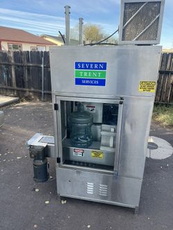 Severn  5 Gallon Filling station 044