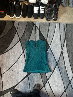 2000 lace top