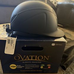 Ovation M Class MIPS Equestrian Helmet