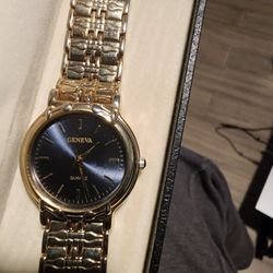 Geneva Quartz gold-tone dress watch