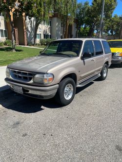 1996 Ford Explorer