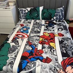 Queen Size Bed 