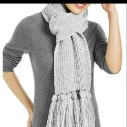 Calvin Klein Women's Chunky Knit Marled Scarf.