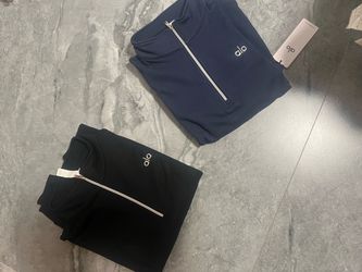 Alo Yoga Quarter Zip Pullover Black