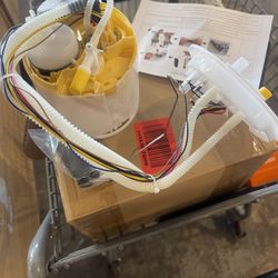 Fuel Pump For 2002-2006 Audi TT