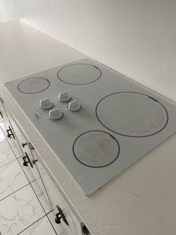 Cooktop  $50   white