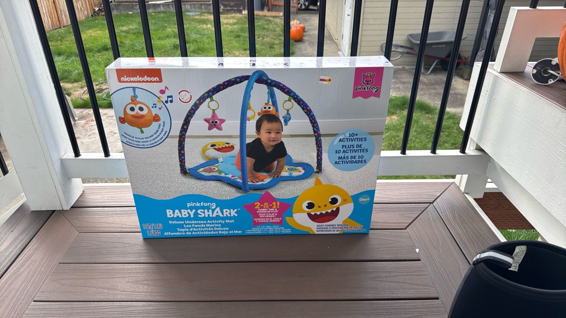 Free Baby Shark Baby Mat