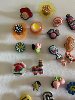 Crocs Charms