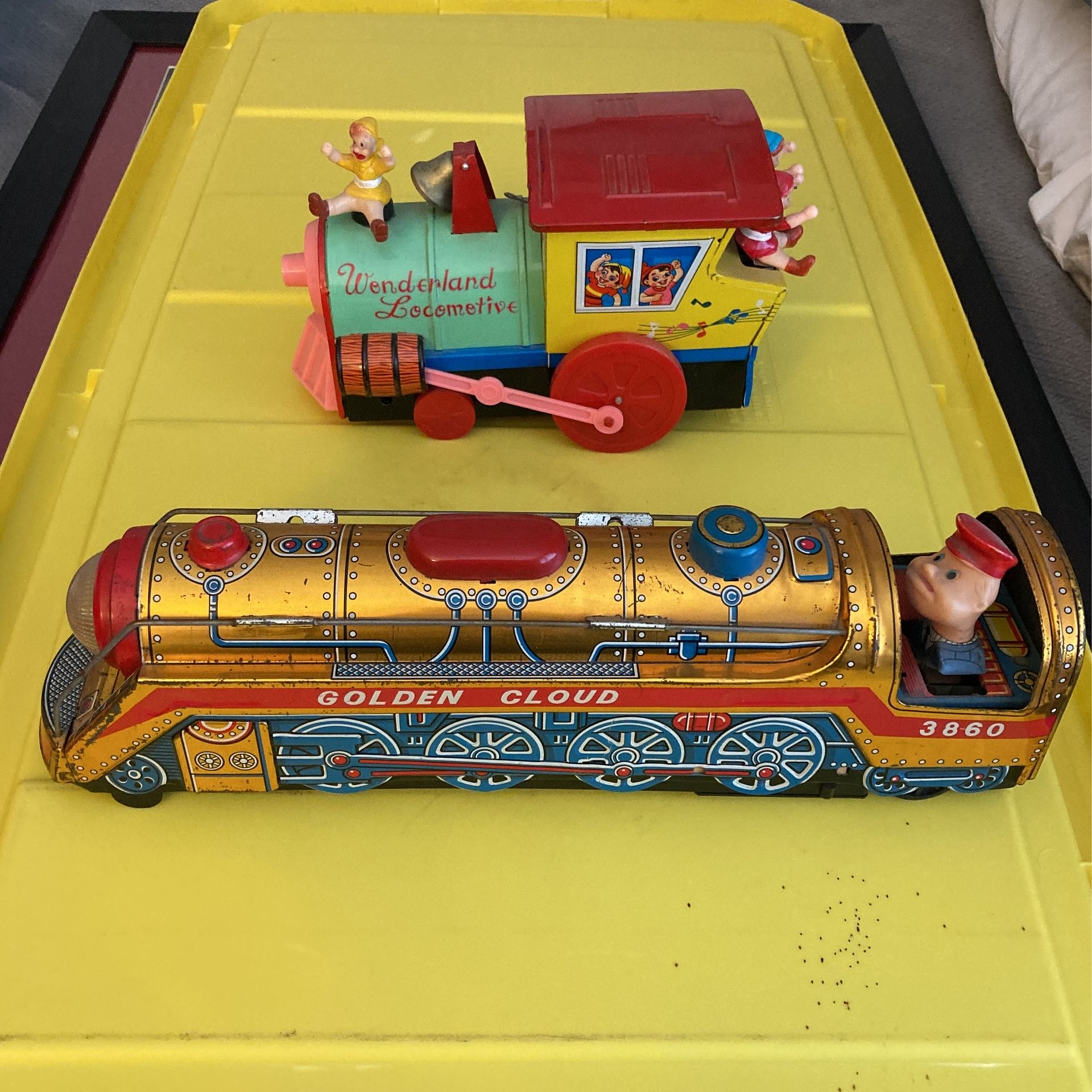 Vintage Tin Toy Trains