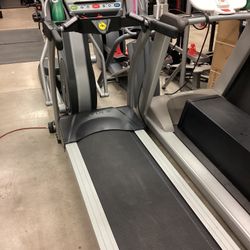 Used True M50 Treadmill