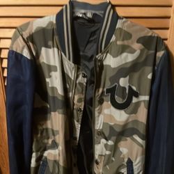 True Religion Jean / Camouflage Jacket Size Large