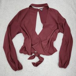 ✅️ Long Sleeved Mauve Blouse• Split Sleeves• Lace-Up Back Slit• Size S• Great Condition• $10firm