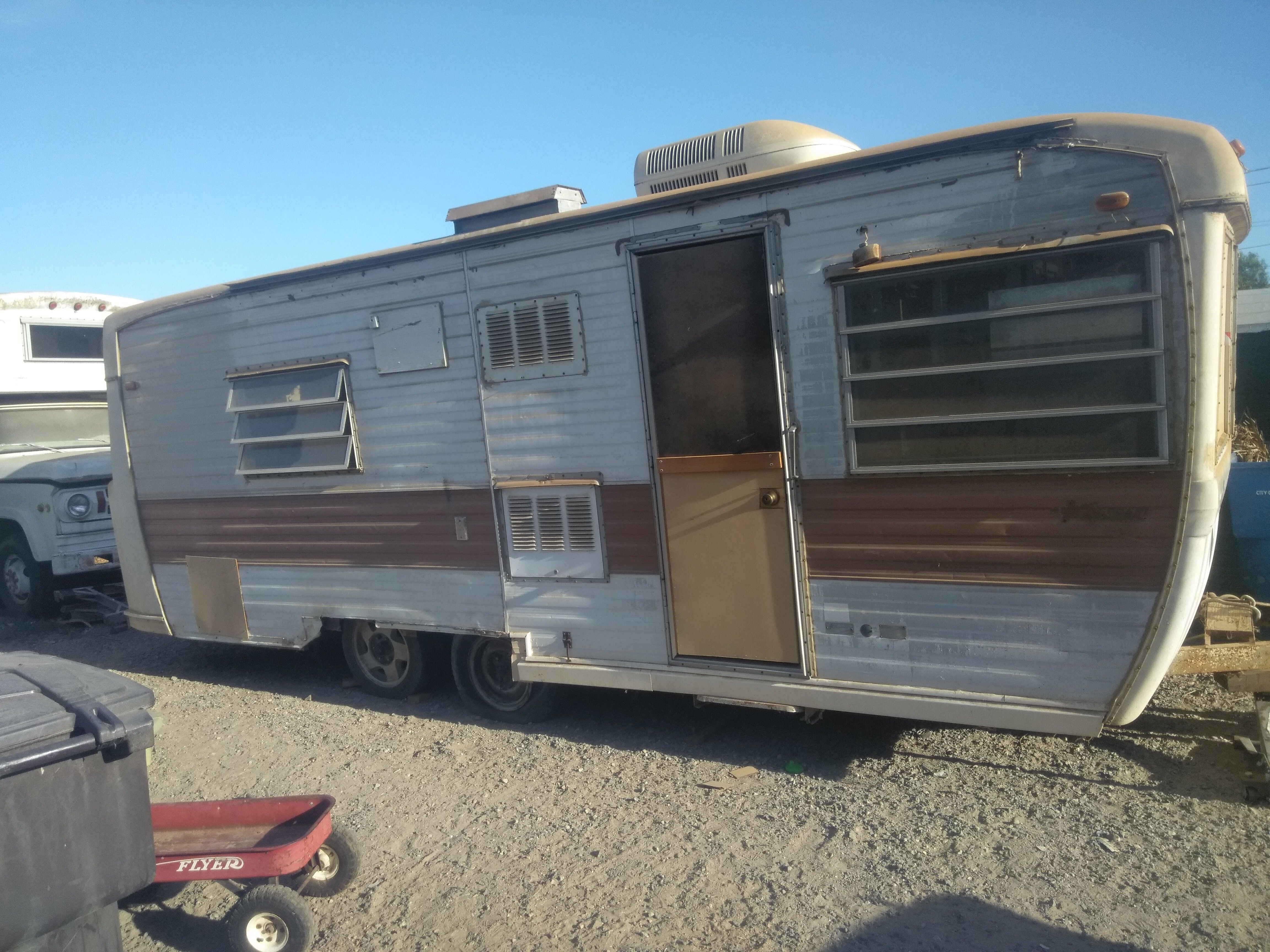 Travel trailer