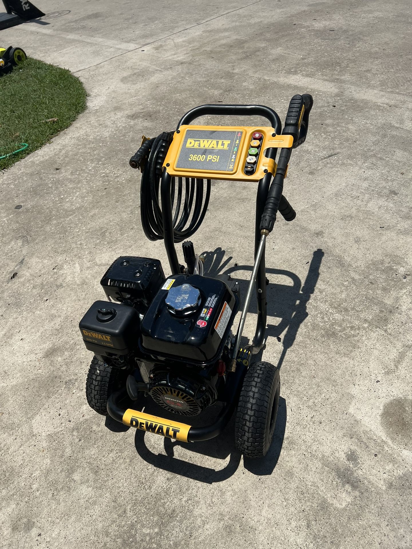 Dewalt 3600psi Gas Pressure Washer