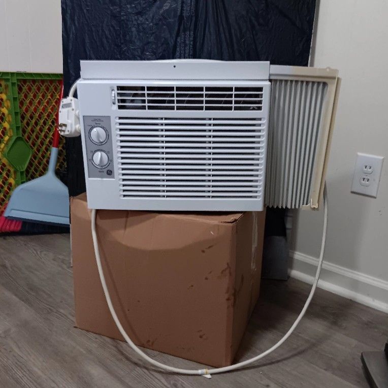 GE Small Window AC unit