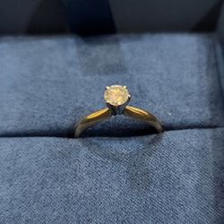 14K Gold Diamond ring