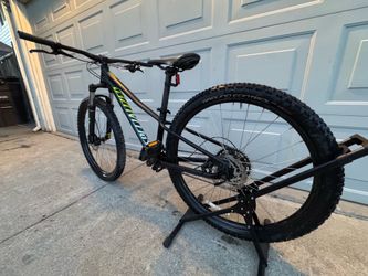 Specialized Pitch Mountain Bike
