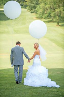 Beautiful Wedding Dress! Size 8