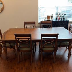 Solid Walnut Table With 6 Chairs