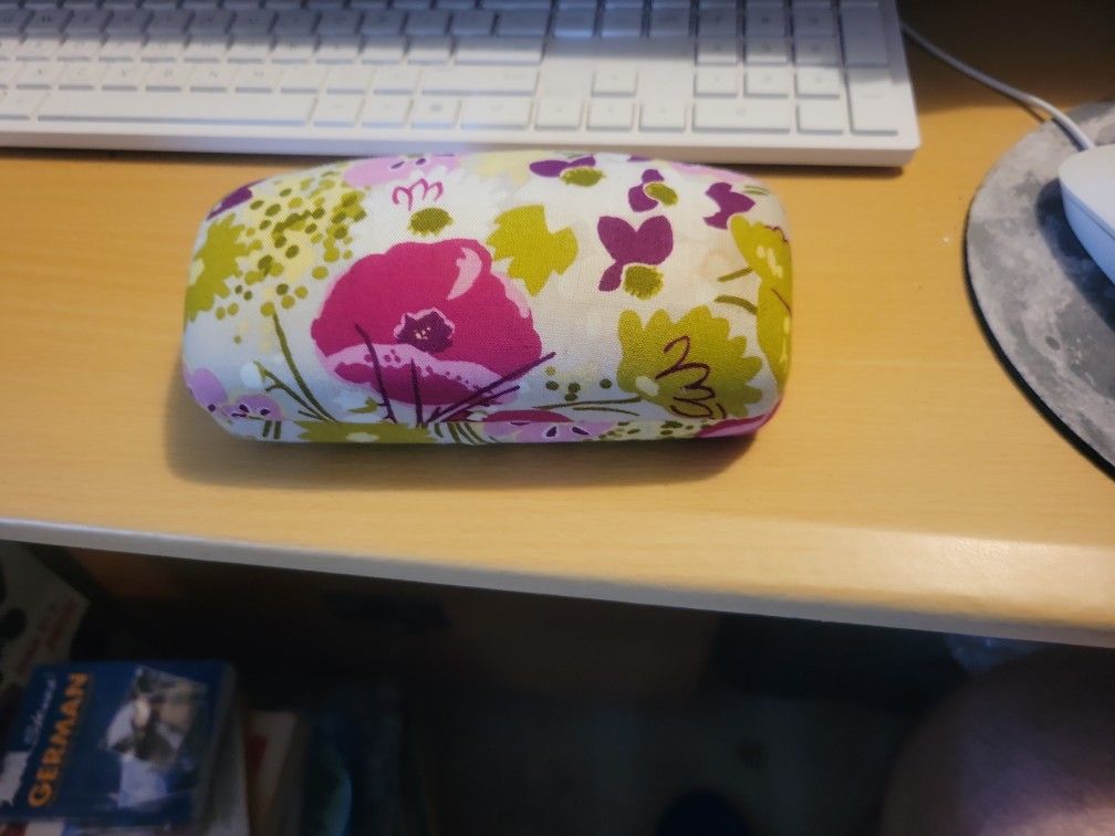 Vera Bradley Glasses/Sunglasses Case