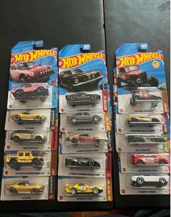 Hot wheels lot of 15